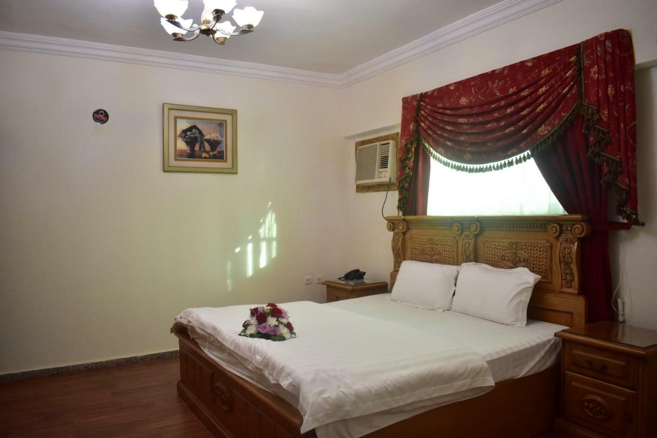 Genac Hotel ยันบู ภายนอก รูปภาพ