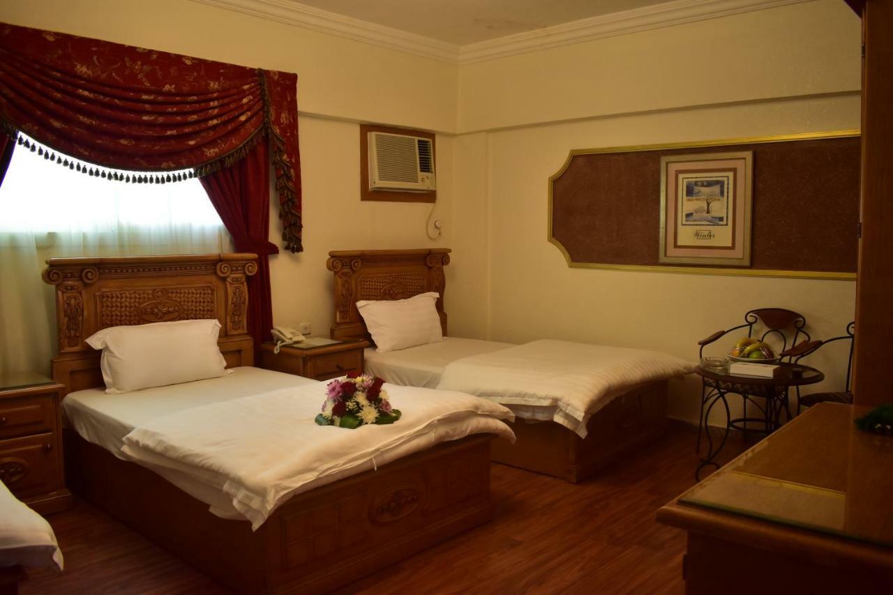 Genac Hotel ยันบู ภายนอก รูปภาพ