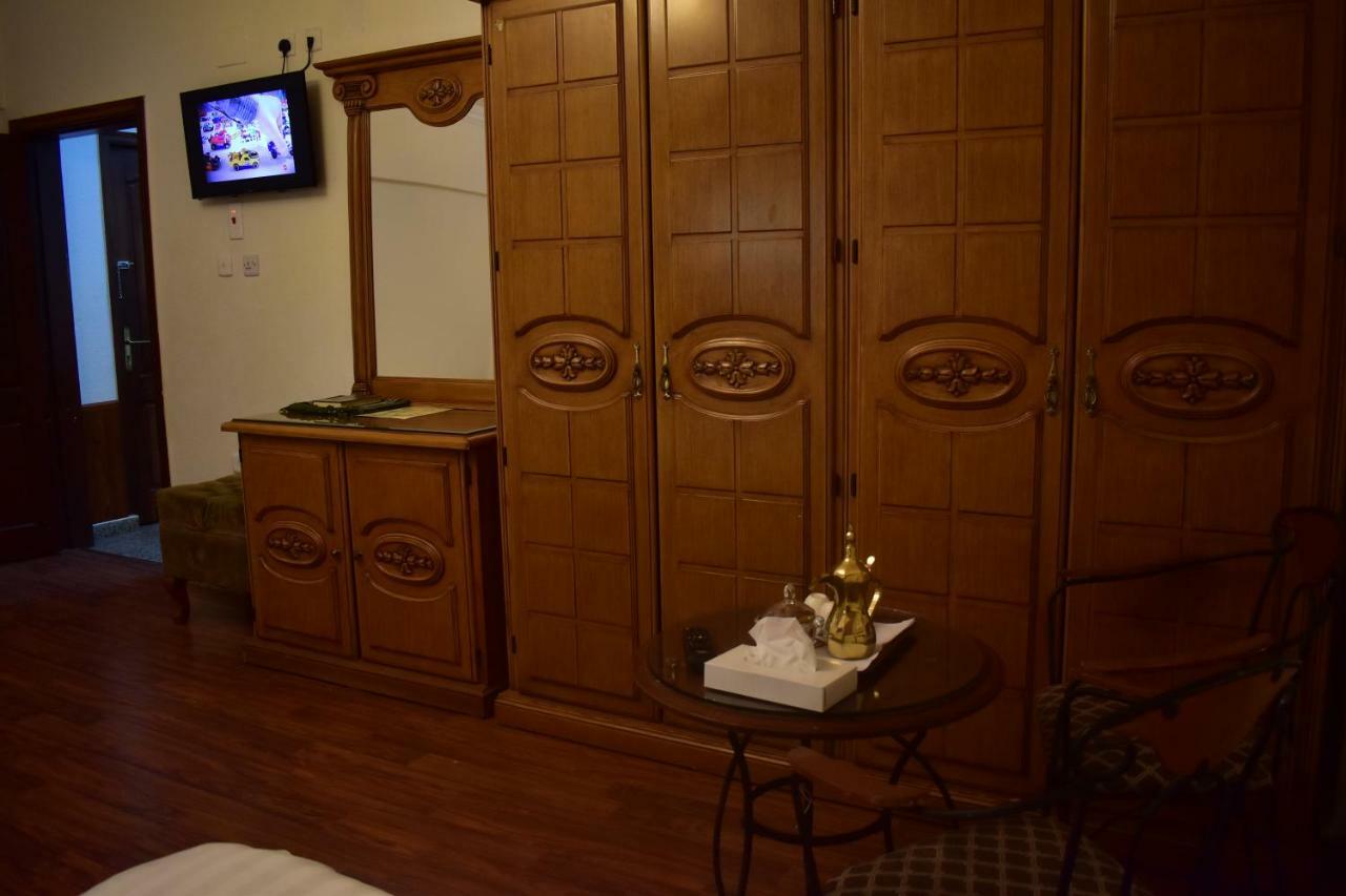 Genac Hotel ยันบู ภายนอก รูปภาพ