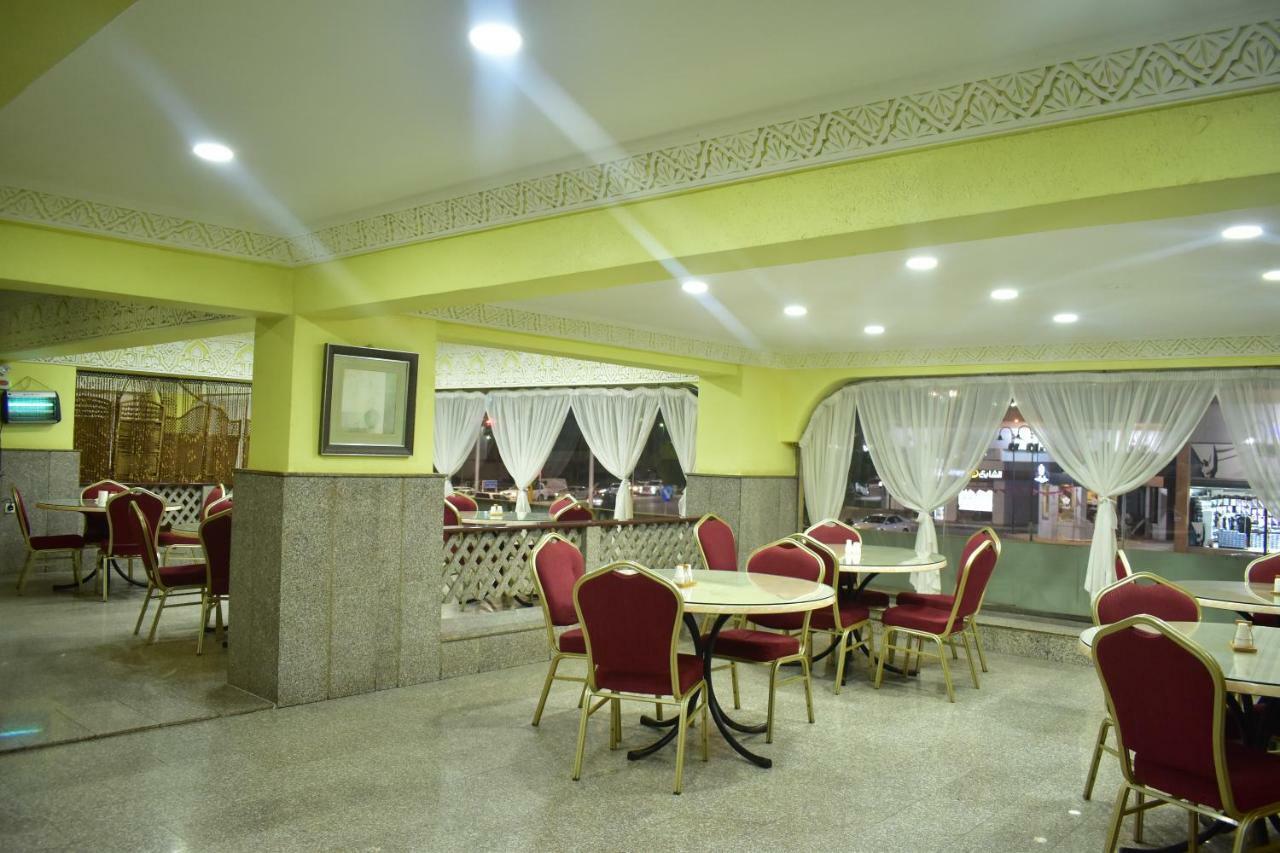 Genac Hotel ยันบู ภายนอก รูปภาพ