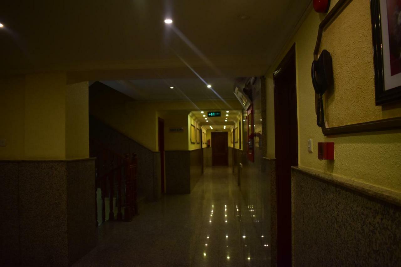 Genac Hotel ยันบู ภายนอก รูปภาพ